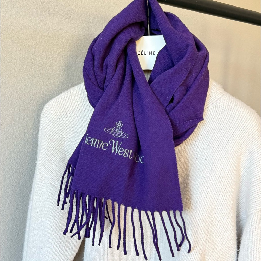 Vivienne Westwood Vintage wool scarf 💜💟